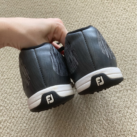 FootJoy Women’s Heathered Grey Sneakers Size 7.5 Tennis Shoes GUC - Picture 2 of 10